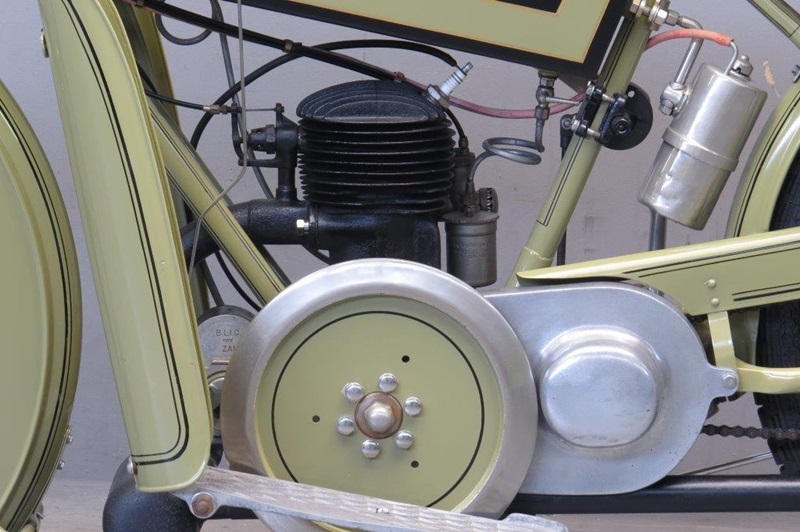 Старинный мотоцикл Ivy 1923