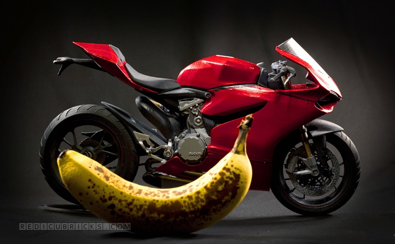 Моделлька Ducati 1199 Panigale, напечатанная на 3D-принтере