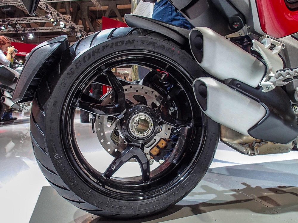 Детальные фото Ducati Multistrada 1200 2015 с мотошоу EICMA 2014