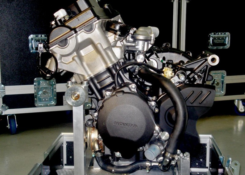 Компания Honda будет поставлять двигатели CBR600RR до 2018 года