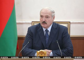 Лукашенко: Поведение нашего восточного брата не может не настораживать