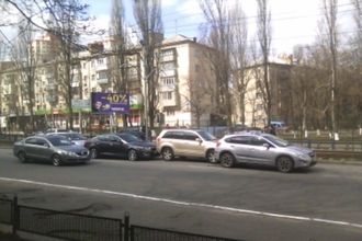 В Киеве столкнулись четыре автомобиля