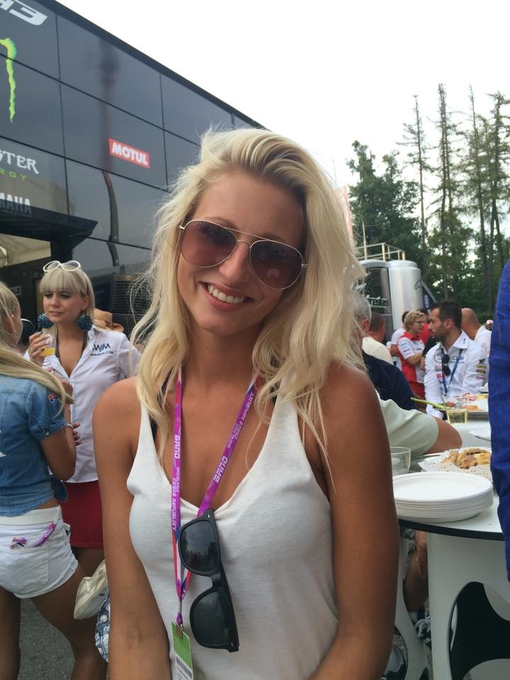Девушки паддока Гран При Брно 2015