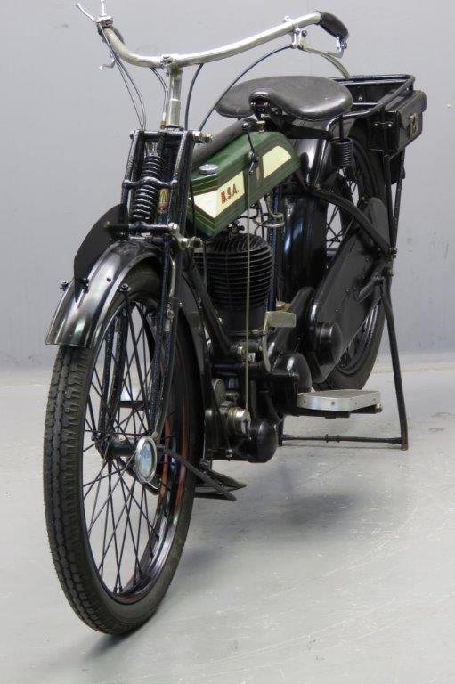 Старинный мотоцикл BSA Model H 1914