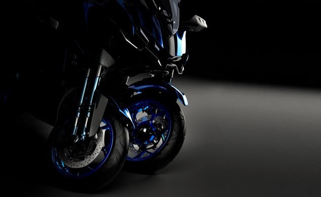 Автосалон Токио 2015: Yamaha обещает представить моторобота, трицикл и спорткар