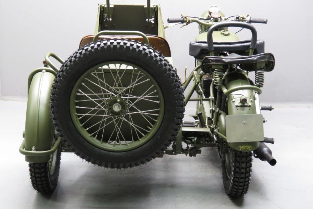 Военный мотоцикл Norton Big Four 1941