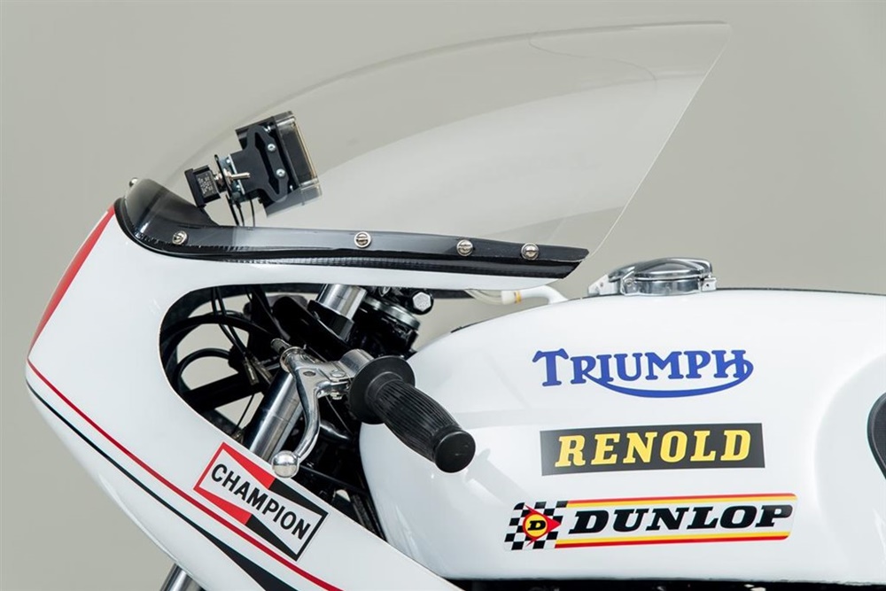 Гоночный мотоцикл Triumph Trident Slippery Sam 1969